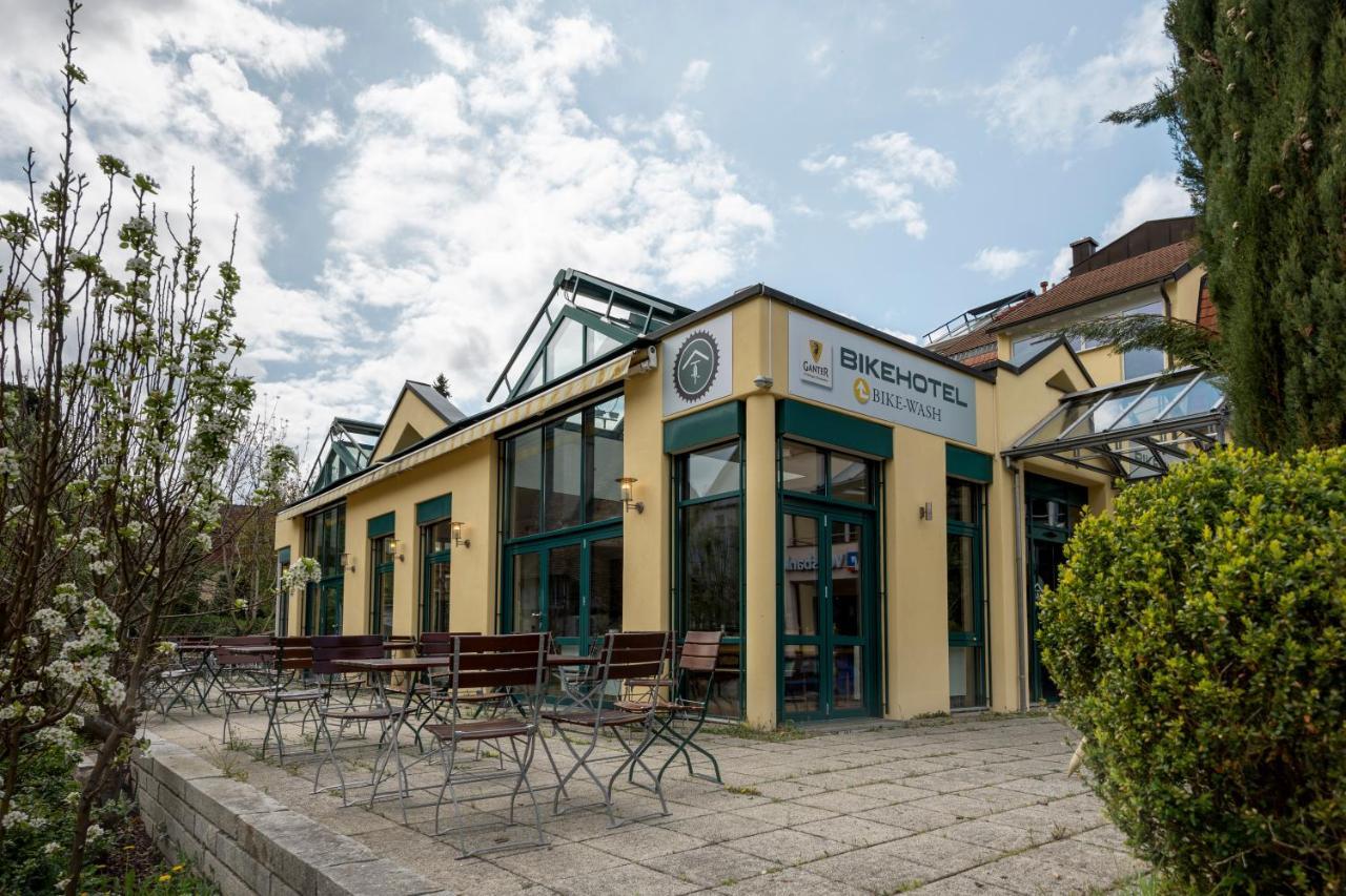 Bike- Und Ferienhotel Freiburg Merzhausen Luaran gambar